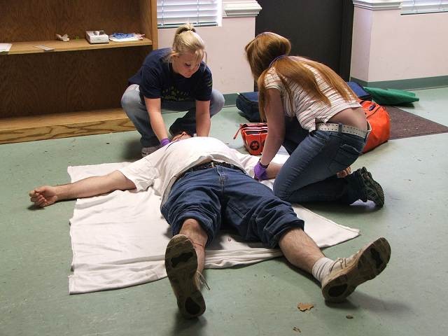 EMT-B Training: Unresponsive Patient