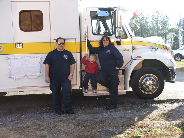 The 4-1 Crew for the '06 County Christmas Parade